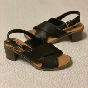 Dr. Scholl’s Sequence Block Heel Sandal 7